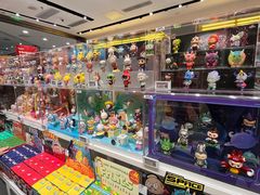-泡泡玛特POPMART(凯德大峡谷店)