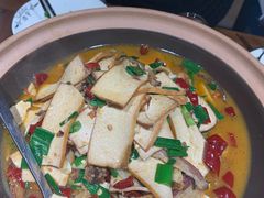 -乡里人家家常菜馆(营盘路店)