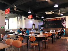 大堂-皖北巫氏三胖地锅鸡(长淮总店)