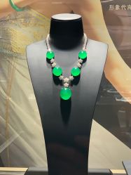 -北京七彩云南翡翠珠宝旗舰店(月坛店)