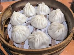 -莱莱小笼·乔艾