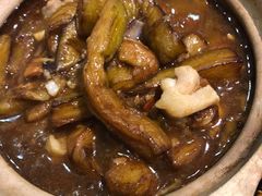 咸鱼鸡粒茄子煲-熠盛粤味(永康路店)