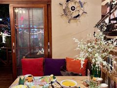 -月亮眼花园餐厅书吧酒吧