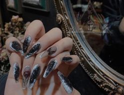 -悦指间美甲美睫