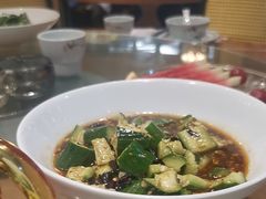 -黄泥岗·地道湖北菜(奥特莱斯店)