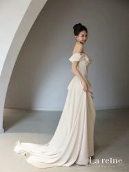 -拉瑞娜LaReine婚纱礼服高级定制