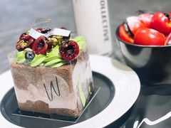 -W COLLECTIVE  DESSERT SHOP
