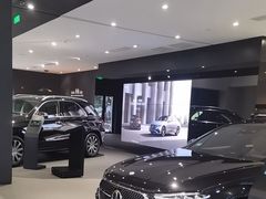 -奔驰波士福达(石景山店)