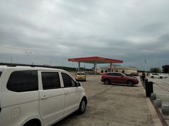 -甘南服务区-停车场