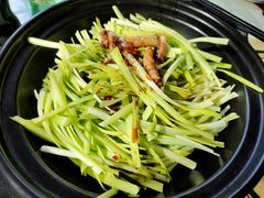 -松沪名灶·豆浆鱼头·新上海菜(飞航吾悦广场店)