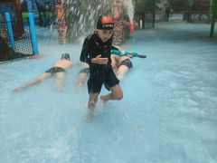 -青岛东方影都融创水世界