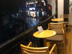 -猫的天空之城概念书店(杭州南宋御街店)