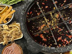 -邓莽子老火锅(中兴路总店)