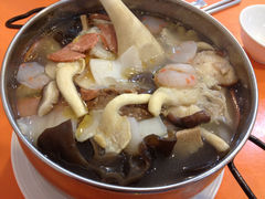 -满堂福素食馆(长阳路店)