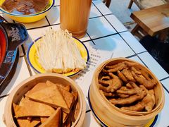 辣卤耙鸡爪-卤校长重庆火锅(合肥宁国路店)