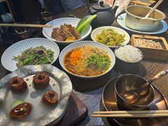 -魁盛居百年鲁菜馆(县西巷店)