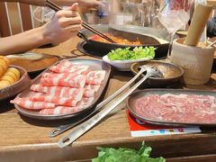 -巴卤社老火锅(财富店)