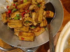 -黄泥岗·地道湖北菜(奥特莱斯店)