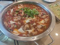 自贡鲜锅兔-焱焰鲜锅兔·佳味郑氏·自贡特色菜