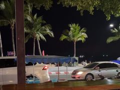 -Green Tree Rest. & Pub