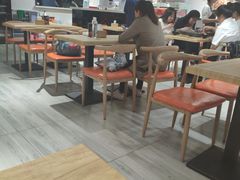 大堂-极有家小鱼小鸡石锅煲(佳兆业店)
