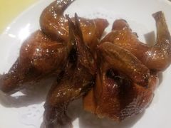 招牌烤乳鸽-石岐佬中山菜馆(张溪店)