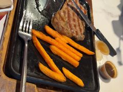 -必胜客(安盛金马店)