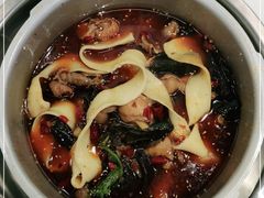 -晓彭肥肠鸡·泡椒鸡火锅(水木天地店)