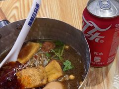 -魔都三兄弟酸辣粉·蘸卤炸串(虹桥万科店)