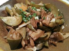 酸瓜烧黑猪肉-香香海南菜餐厅