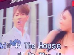 -UK派对KTV(日月广场店)