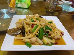-下梅人家土菜馆(历史文化餐厅度假区店)