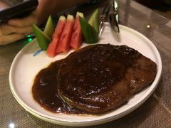 -浅深休闲酒店-停车场