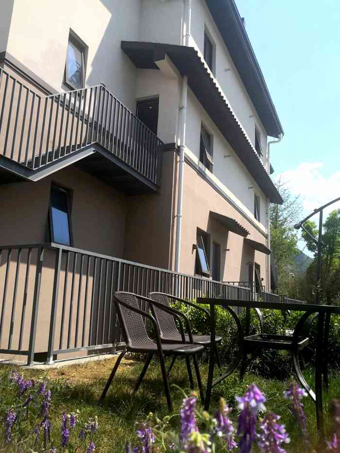 太白熙岸会所客房-"这家会所位于太白县,有别墅,有温泉,有高.