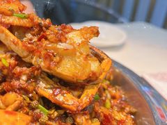 -凤凰路何眼镜香辣蟹(花果园店)