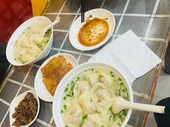-潘国仙耳光馄饨(黄家阙路店)