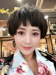 -onlygirl摄影美学馆高端定制(江滩店)