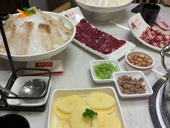 -左庭右院鲜牛肉火锅(浦江欢乐颂店)