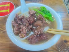 -溪畔老牌永定牛肉小吃(兴发大厦店)