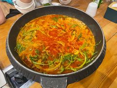 -喇喇排骨火锅·传统韩式脊骨汤(望京西园总店)