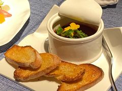 -弦月窗LUNETTE BY AMANDA(复兴路店)