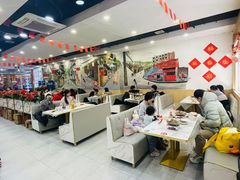 -江城燕子大排档(江汉路步行街店)