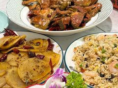 -嗨辣小聚·盘锦河蟹·海鲜烧烤龙虾(盘锦十年好店)