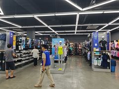 -迪卡侬(莘庄店)
