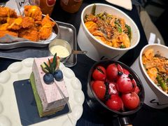-W COLLECTIVE  DESSERT SHOP