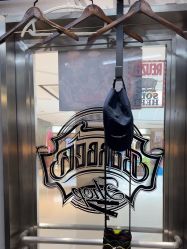 -Devilhands Barbershop男士理容店