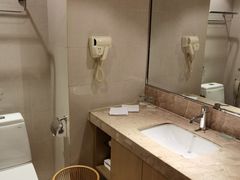 -南京双门楼宾馆(盐仓桥地铁站阅江楼店)