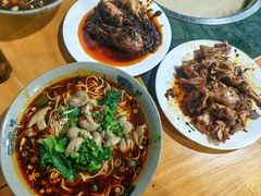 -丁丁猫重庆小面(徐州路店)