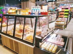 面包甜点陈列柜-盒马鲜生(龙德广场店)