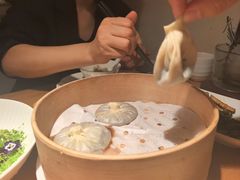 黑松露小笼包-庆春朴门